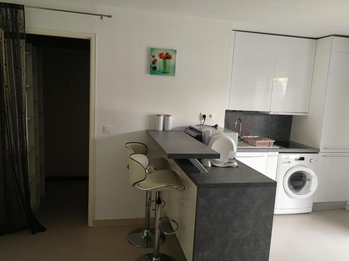 Lovely Studio & Garden - Pres Des Plages 滨海卡涅 外观 照片